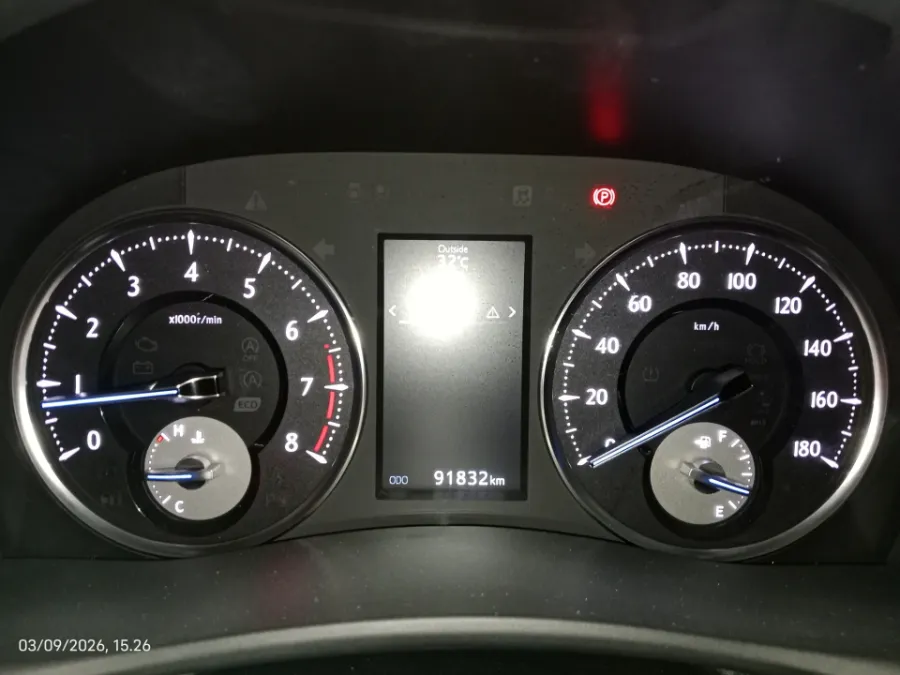 Foto Mobil Bekas Odometer Toyota Alphard 2.5 G tahun 2016