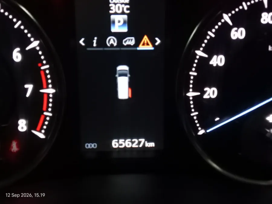 Foto Mobil Bekas Odometer Toyota Alphard 2.5 G tahun 2016