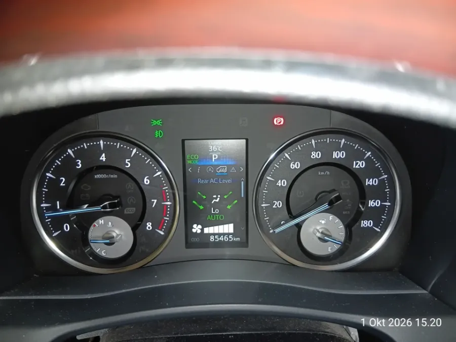 Foto Mobil Bekas Odometer Toyota Alphard 2.5 G tahun 2016