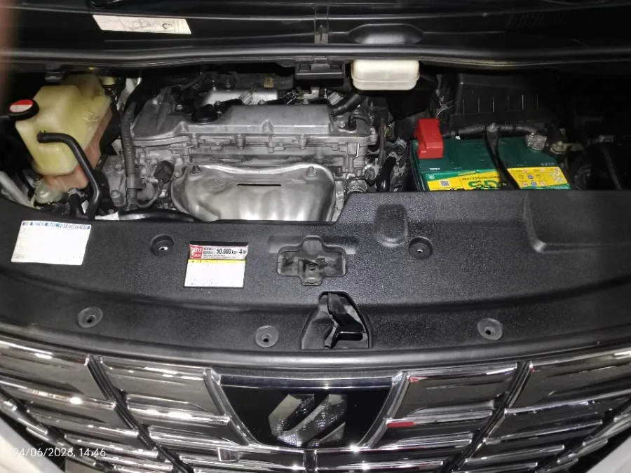 Foto Mobil Bekas Mesin Toyota Alphard 2.5 G tahun 2017