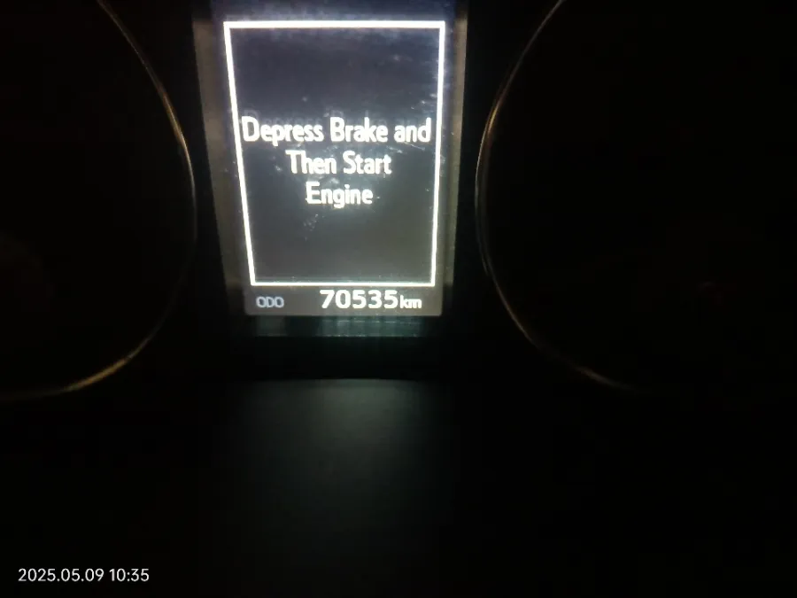 Foto Mobil Bekas Odometer Toyota Alphard 2.5 G tahun 2017