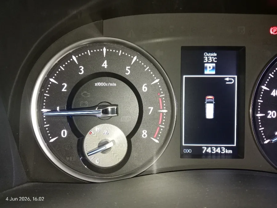 Foto Mobil Bekas Odometer Toyota Alphard 2.5 G tahun 2017