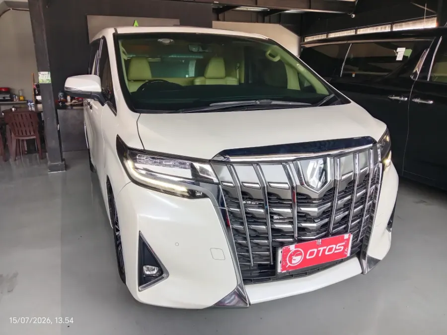 Foto Mobil Bekas Kanan Depan Toyota Alphard 2.5 G tahun 2018