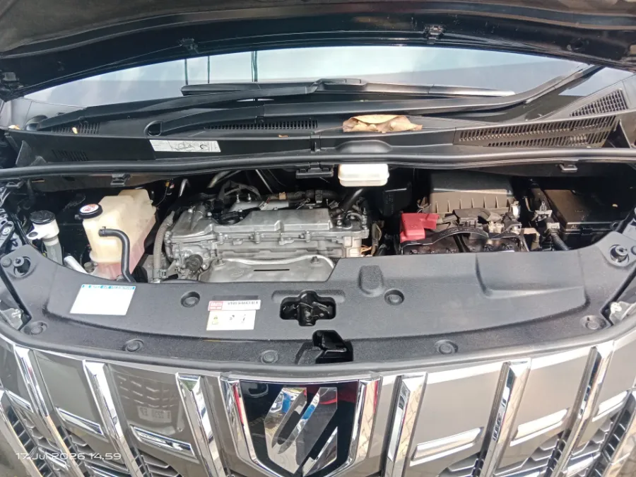 Foto Mobil Bekas Mesin Toyota Alphard 2.5 G tahun 2018