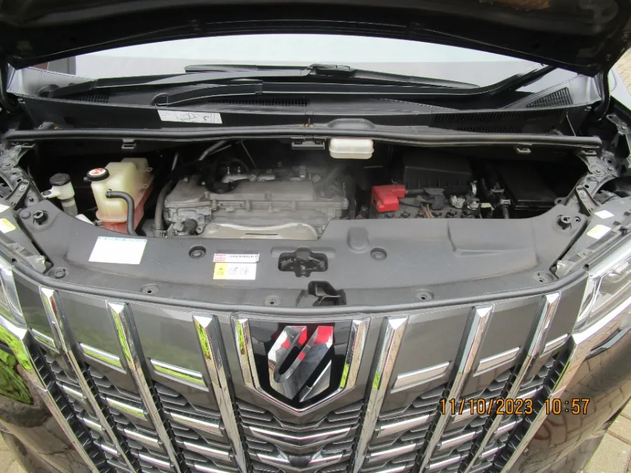 Foto Mobil Bekas Mesin Toyota Alphard 2.5 G tahun 2018