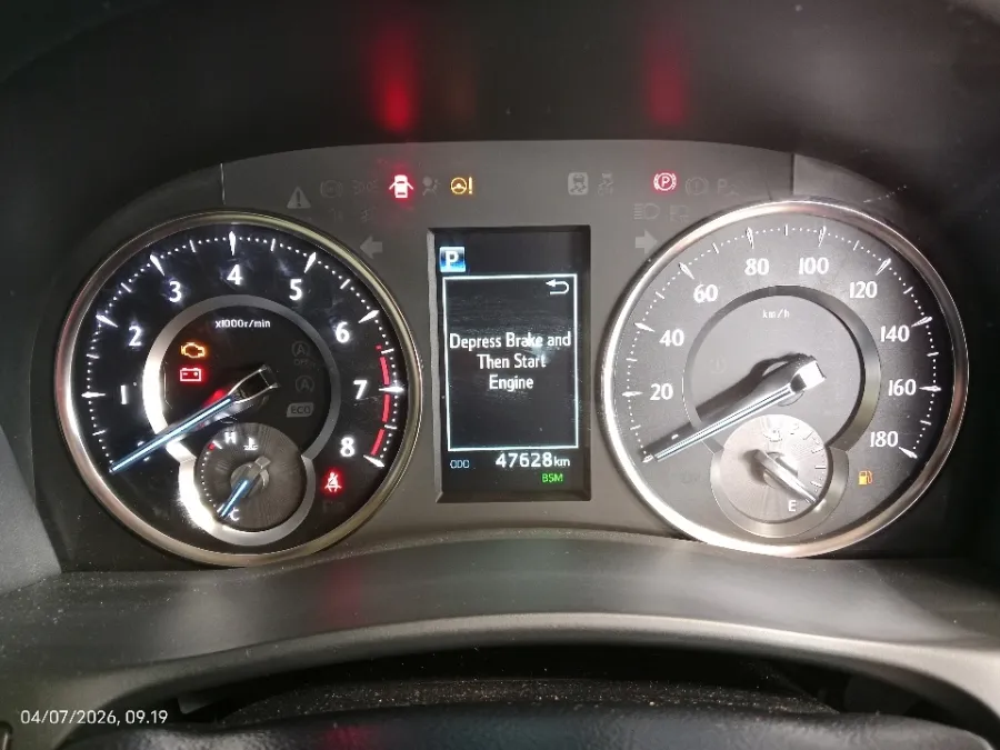 Foto Mobil Bekas Odometer Toyota Alphard 2.5 G tahun 2018