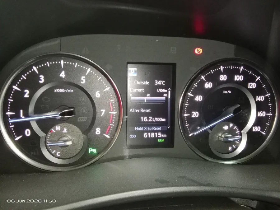 Foto Mobil Bekas Odometer Toyota Alphard 2.5 G tahun 2018