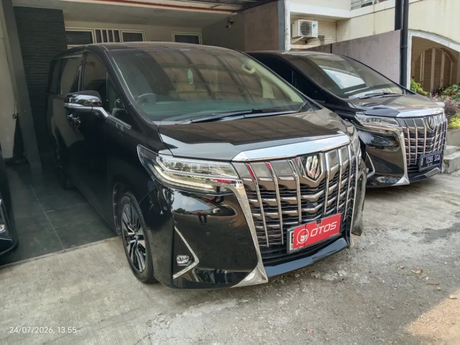 Foto Mobil Bekas Kanan Depan Toyota Alphard 2.5 G tahun 2019