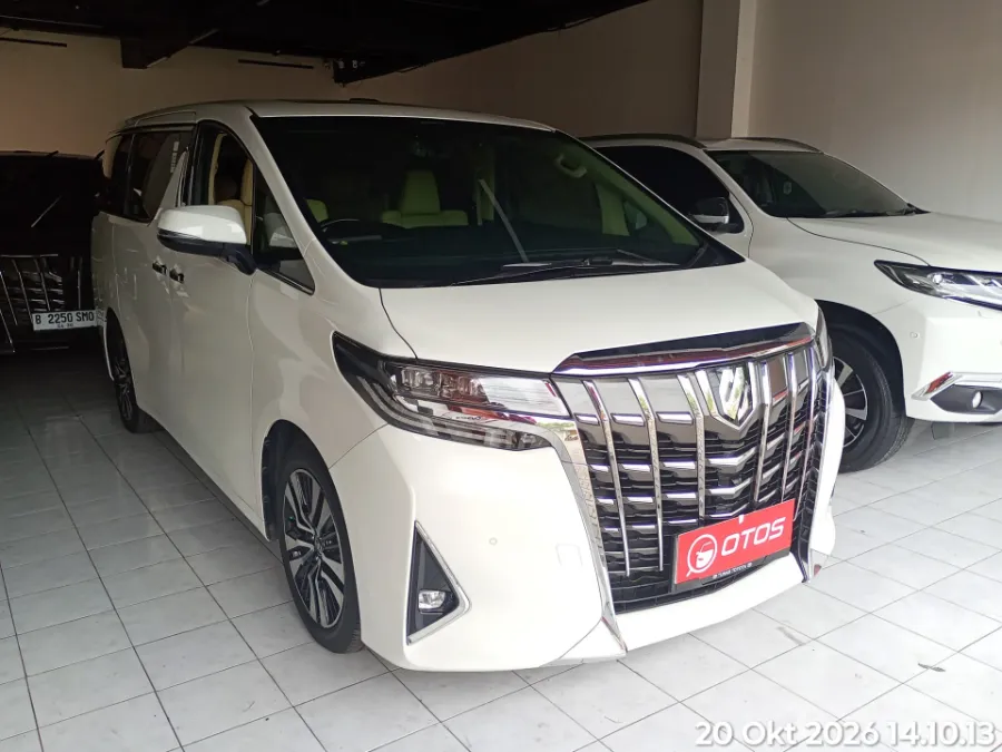 Foto Mobil Bekas Kanan Depan Toyota Alphard 2.5 G tahun 2019