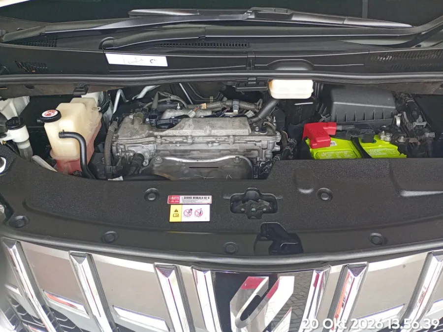 Foto Mobil Bekas Mesin Toyota Alphard 2.5 G tahun 2019