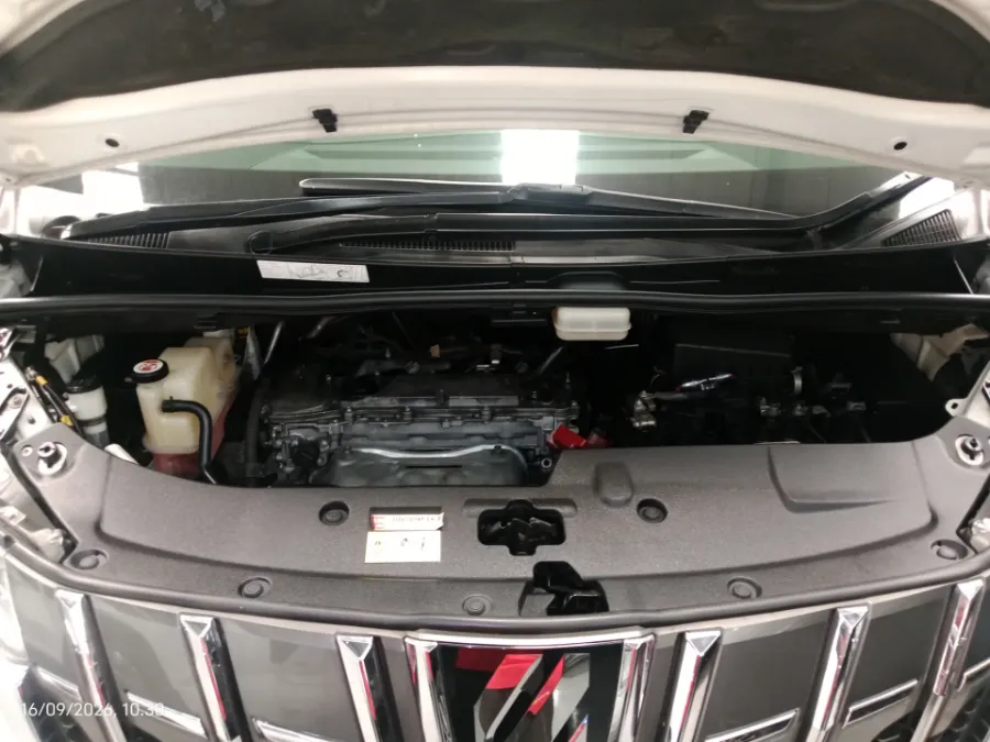 Foto Mobil Bekas Mesin Toyota Alphard 2.5 G tahun 2020