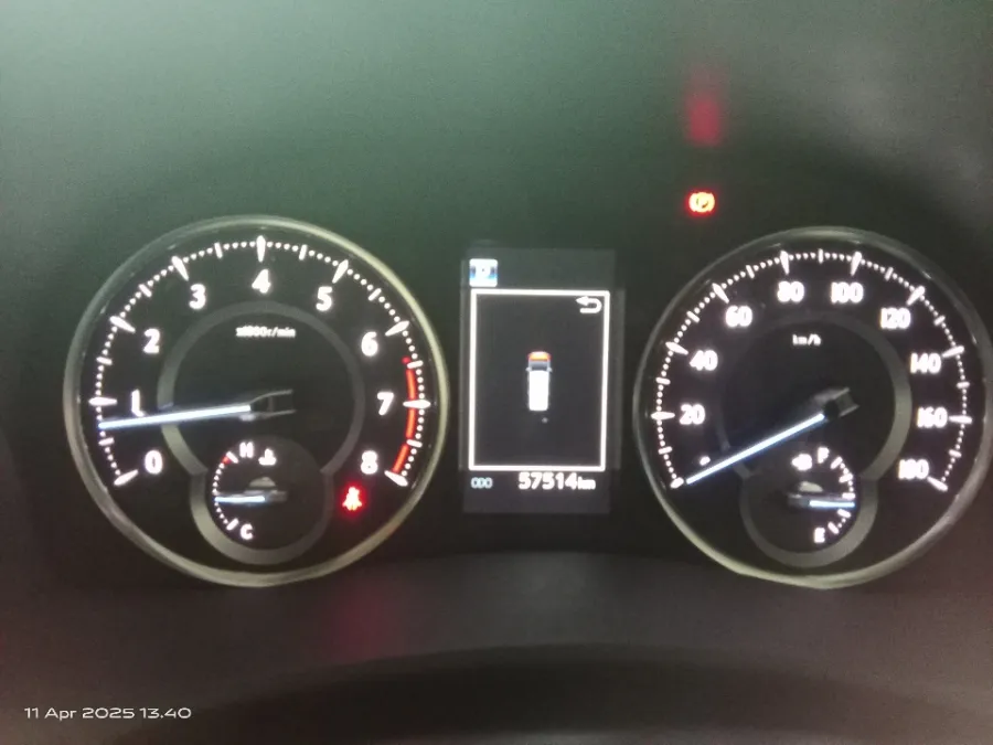 Foto Mobil Bekas Odometer Toyota Alphard 2.5 G tahun 2020