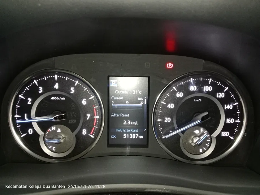 Foto Mobil Bekas Odometer Toyota Alphard 2.5 G tahun 2020