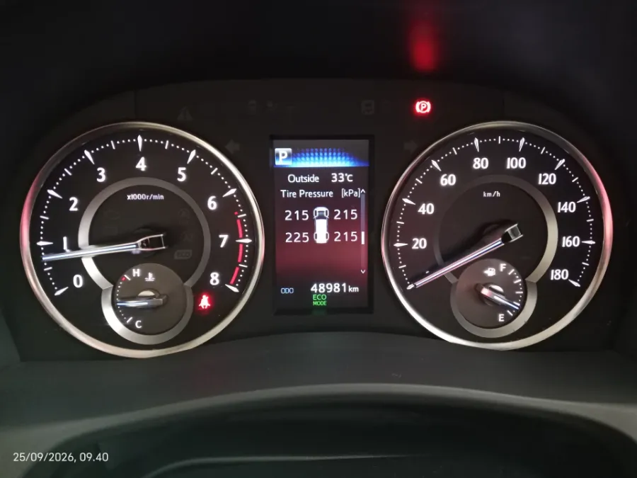 Foto Mobil Bekas Odometer Toyota Alphard 2.5 G tahun 2020