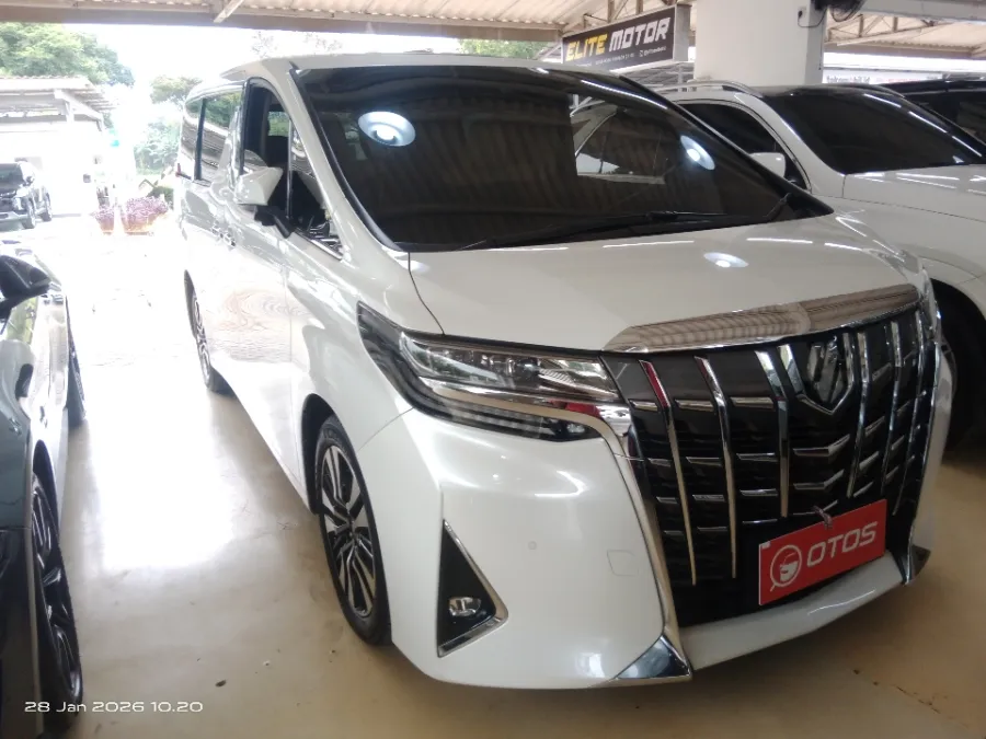 Foto Mobil Bekas Kanan Depan Toyota Alphard 2.5 G tahun 2021