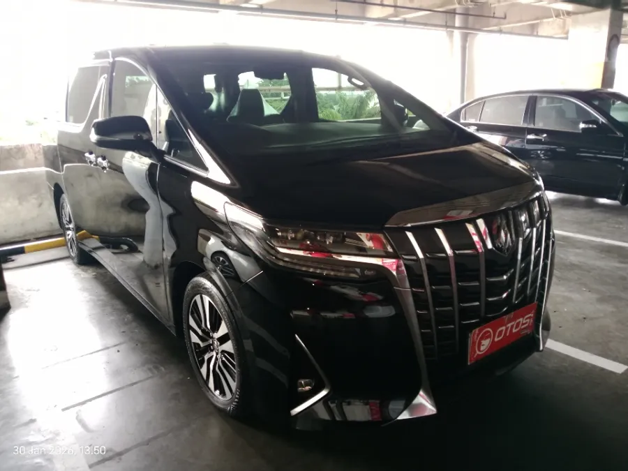 Foto Mobil Bekas Kanan Depan Toyota Alphard 2.5 G tahun 2021