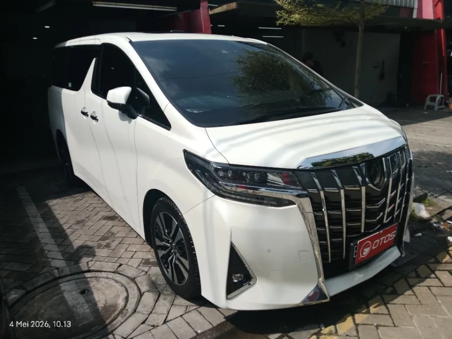 Foto Mobil Bekas Kanan Depan Toyota Alphard 2.5 G tahun 2021