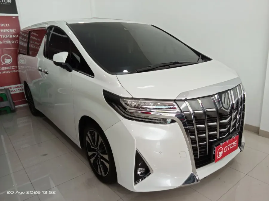 Foto Mobil Bekas Kanan Depan Toyota Alphard 2.5 G tahun 2021