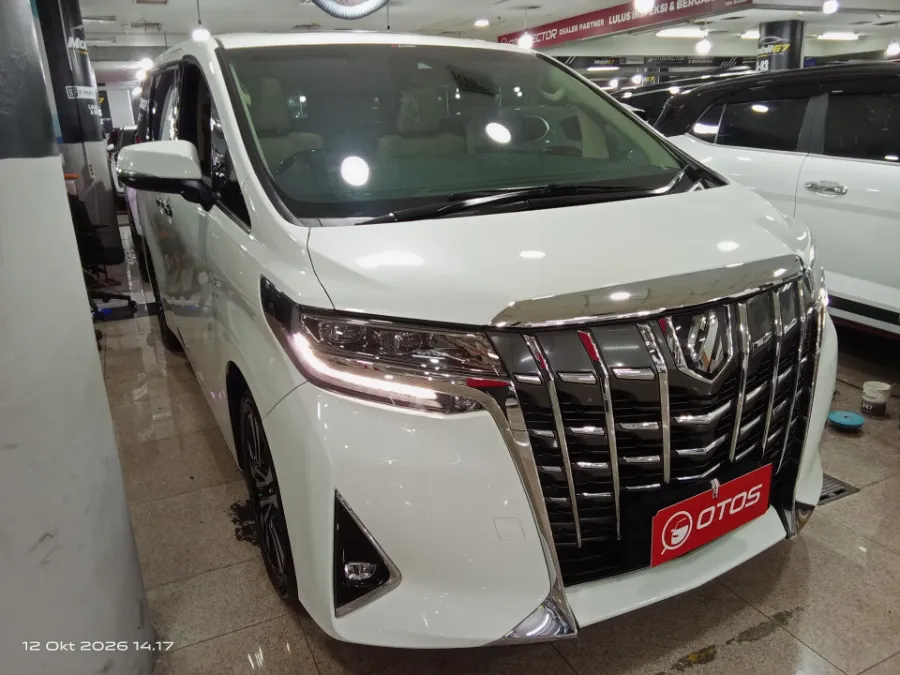 Foto Mobil Bekas Kanan Depan Toyota Alphard 2.5 G tahun 2021