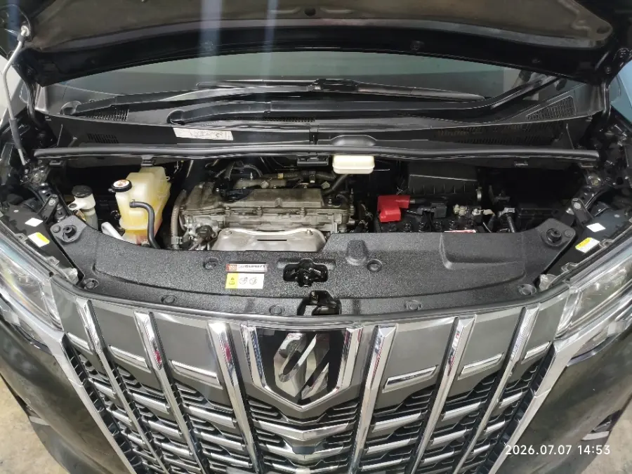 Foto Mobil Bekas Mesin Toyota Alphard 2.5 G tahun 2021