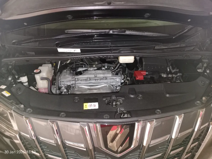 Foto Mobil Bekas Mesin Toyota Alphard 2.5 G tahun 2021