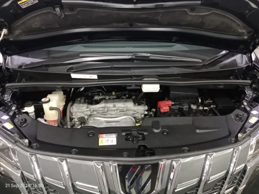 Foto Mobil Bekas Mesin Toyota Alphard 2.5 G tahun 2021