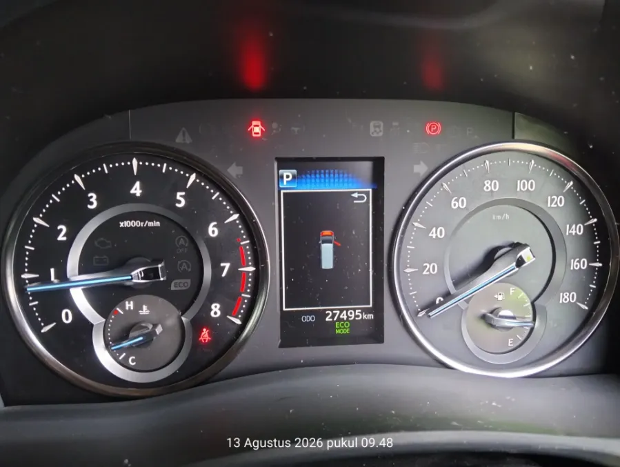 Foto Mobil Bekas Odometer Toyota Alphard 2.5 G tahun 2021