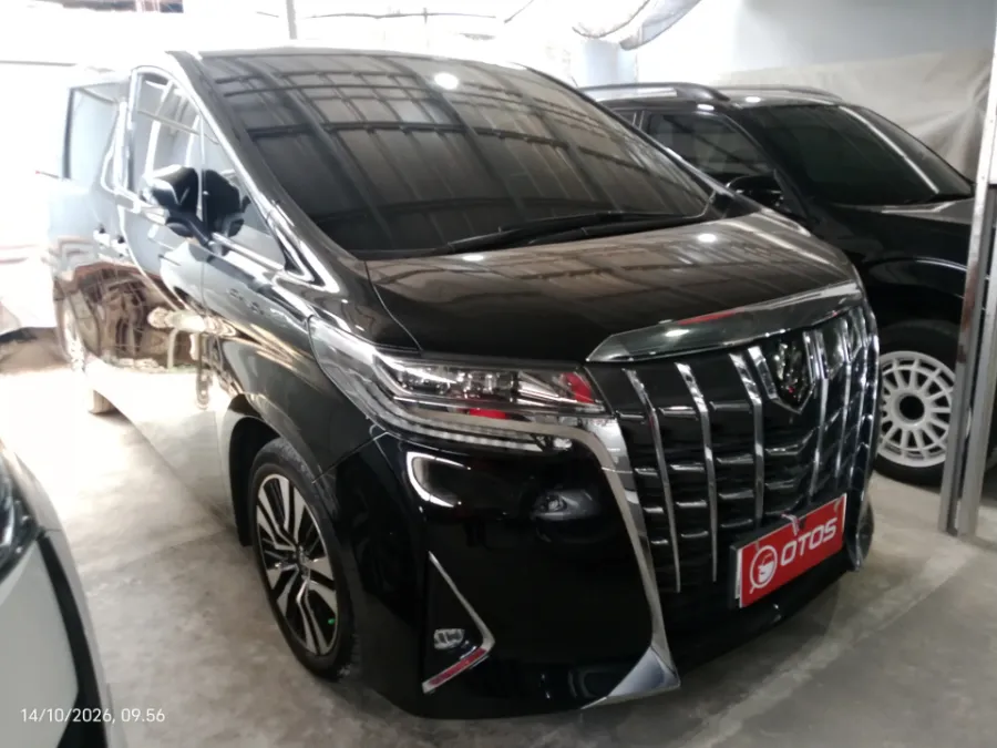 Foto Mobil Bekas Kanan Depan Toyota Alphard 2.5 G tahun 2022