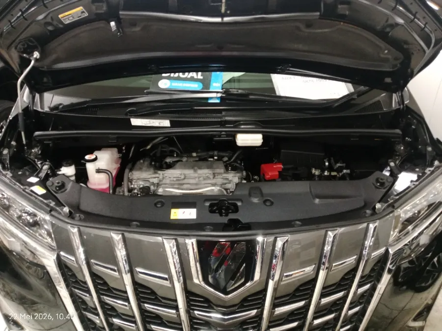 Foto Mobil Bekas Mesin Toyota Alphard 2.5 G tahun 2022