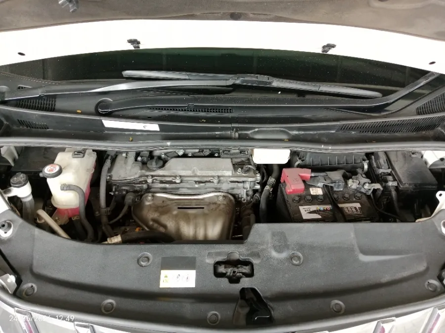 Foto Mobil Bekas Mesin Toyota Alphard 2.5 G tahun 2022