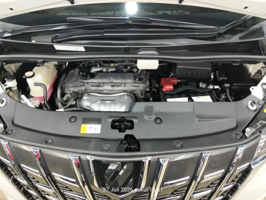 Foto Mobil Bekas Mesin Toyota Alphard 2.5 G tahun 2022
