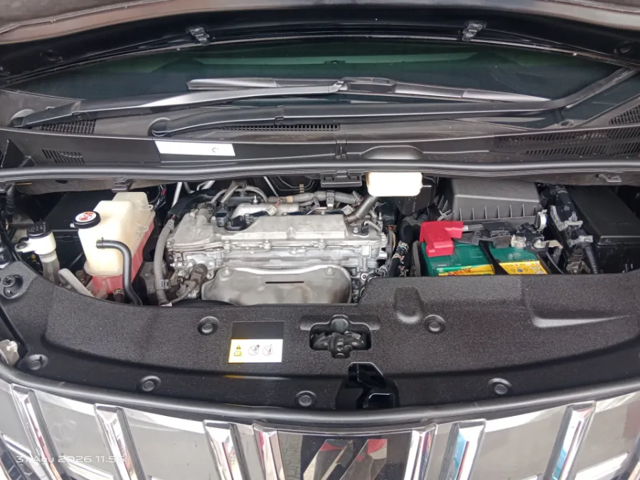 Foto Mobil Bekas Mesin Toyota Alphard 2.5 G tahun 2022