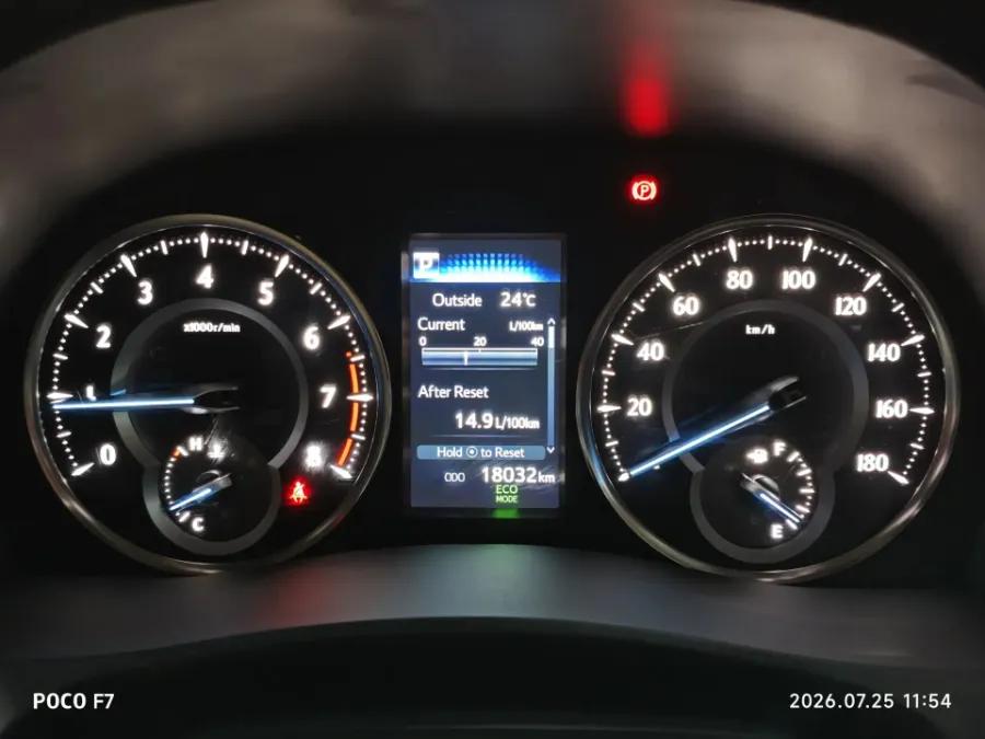 Foto Mobil Bekas Odometer Toyota Alphard 2.5 G tahun 2022