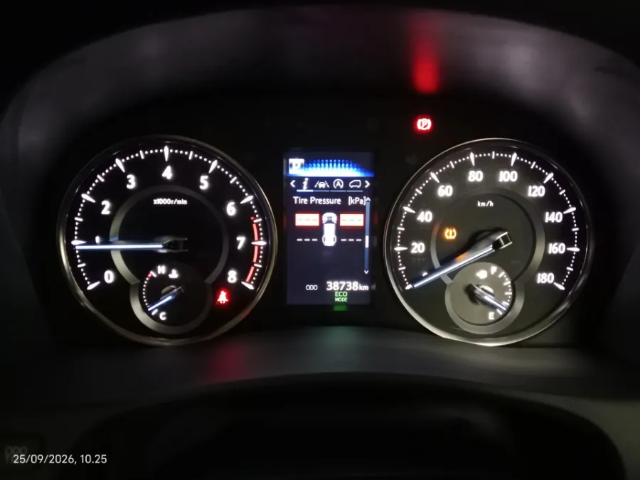 Foto Mobil Bekas Odometer Toyota Alphard 2.5 G tahun 2022