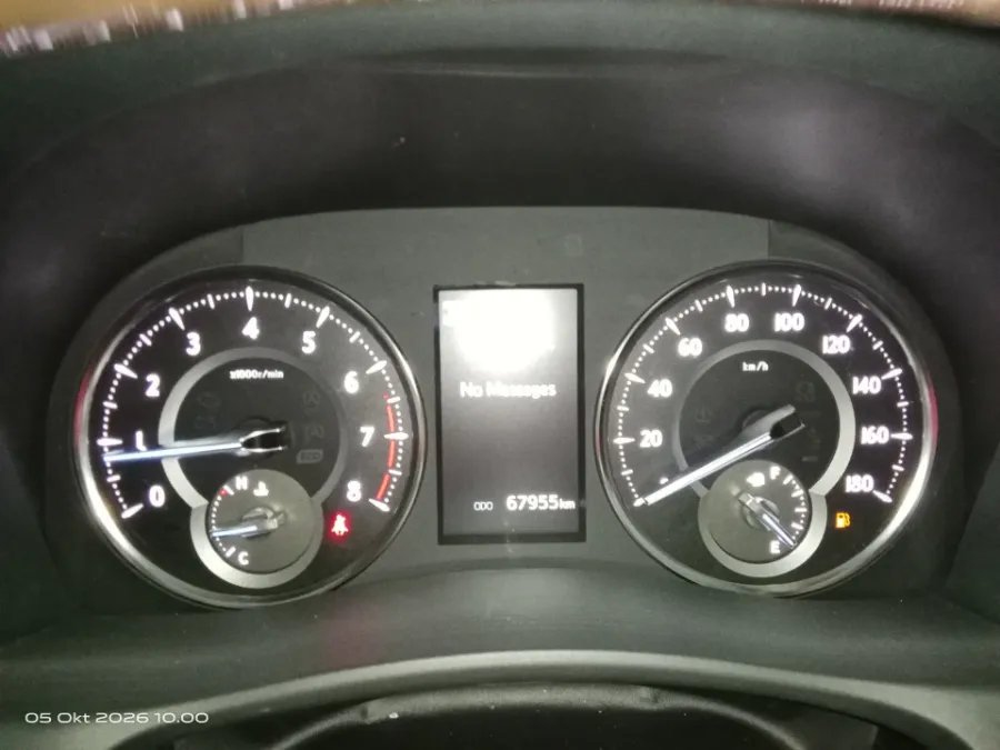 Foto Mobil Bekas Odometer Toyota Alphard 2.5 G tahun 2022