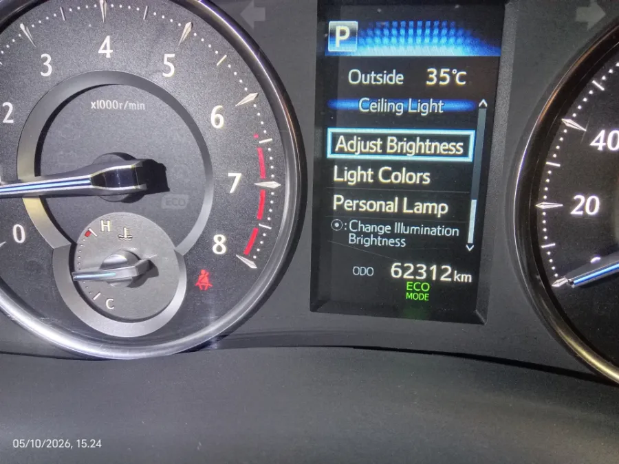 Foto Mobil Bekas Odometer Toyota Alphard 2.5 G tahun 2022