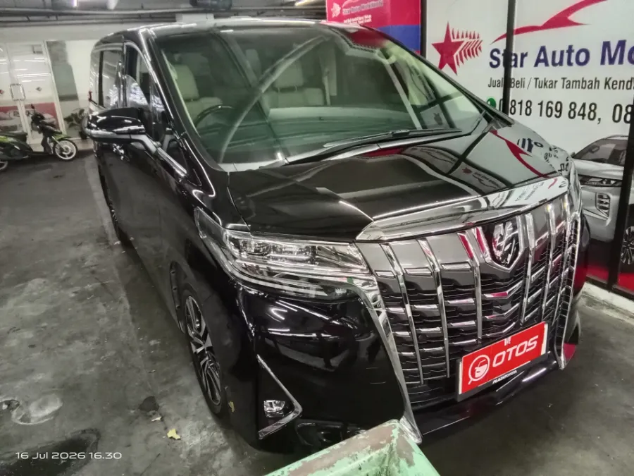 Foto Mobil Bekas Kanan Depan Toyota Alphard 2.5 G tahun 2023