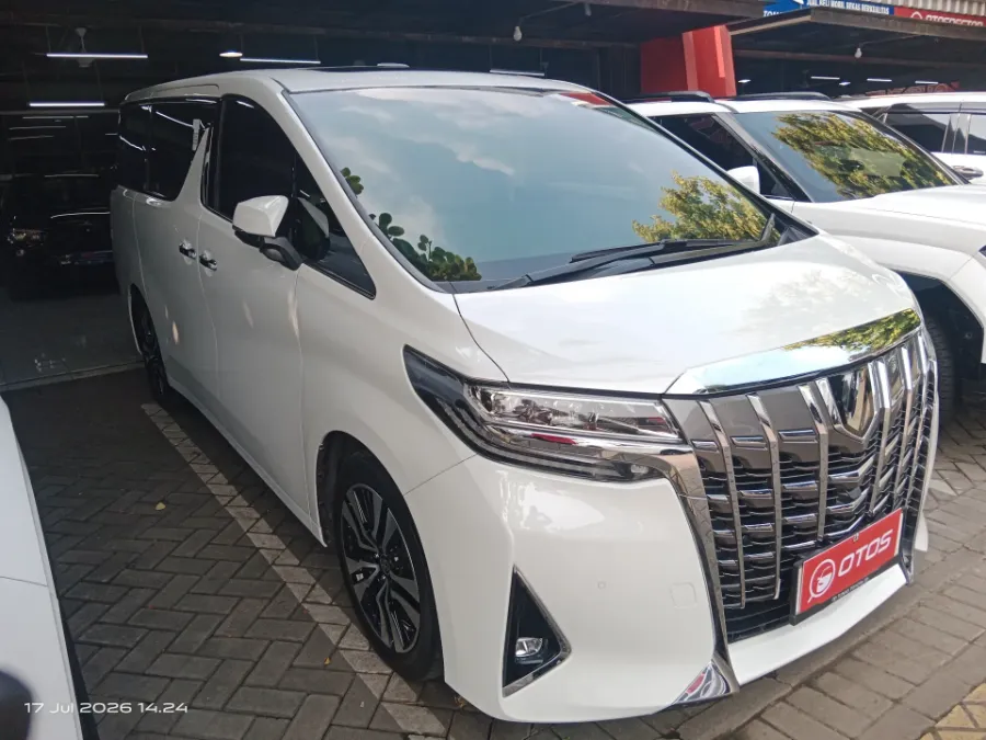 Foto Mobil Bekas Kanan Depan Toyota Alphard 2.5 G tahun 2023