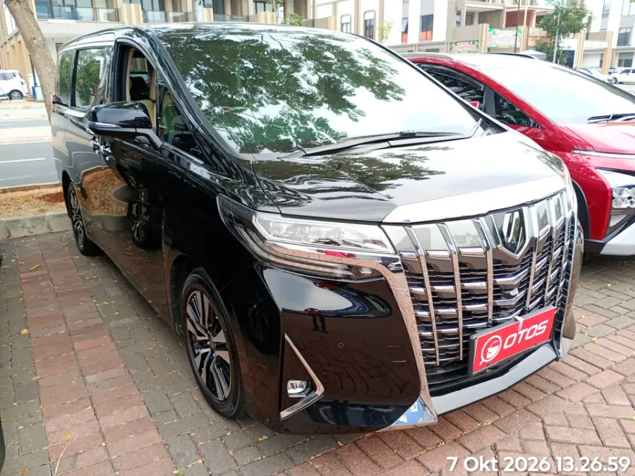 Foto Mobil Bekas Kanan Depan Toyota Alphard 2.5 G tahun 2023