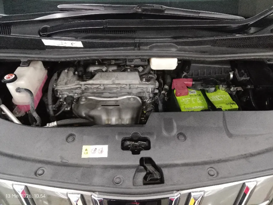 Foto Mobil Bekas Mesin Toyota Alphard 2.5 G tahun 2023