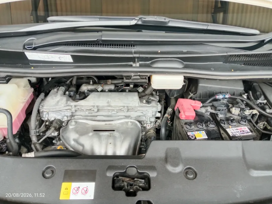 Foto Mobil Bekas Mesin Toyota Alphard 2.5 G tahun 2023