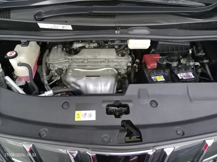 Foto Mobil Bekas Mesin Toyota Alphard 2.5 G tahun 2023