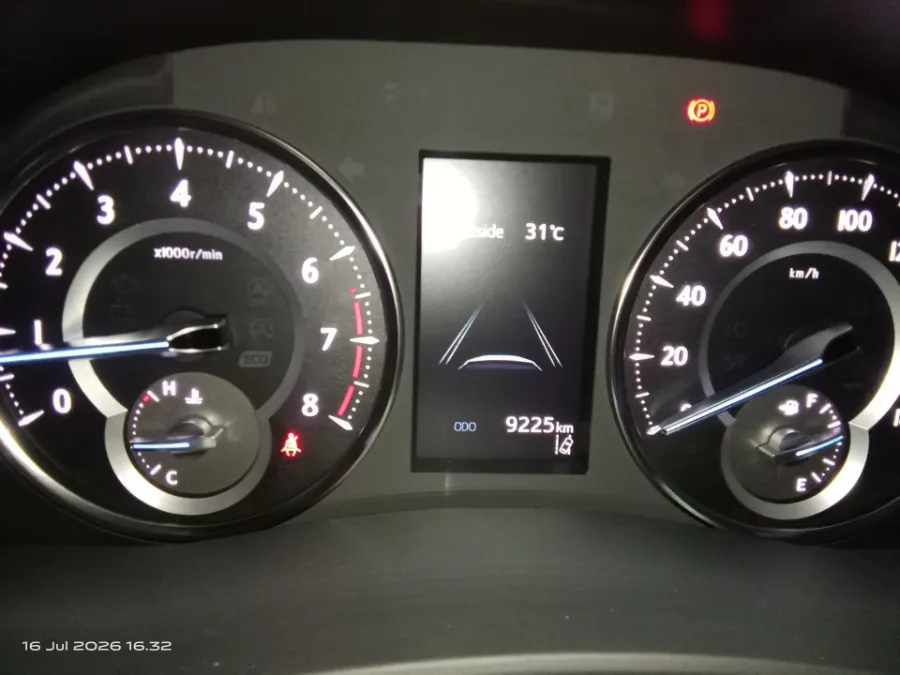 Foto Mobil Bekas Odometer Toyota Alphard 2.5 G tahun 2023