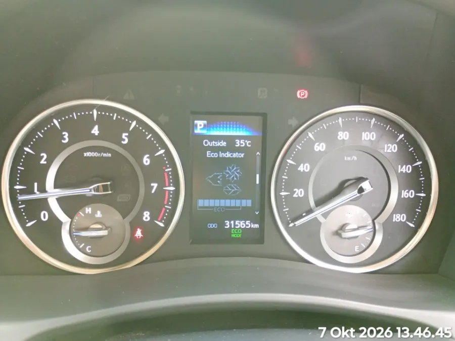 Foto Mobil Bekas Odometer Toyota Alphard 2.5 G tahun 2023