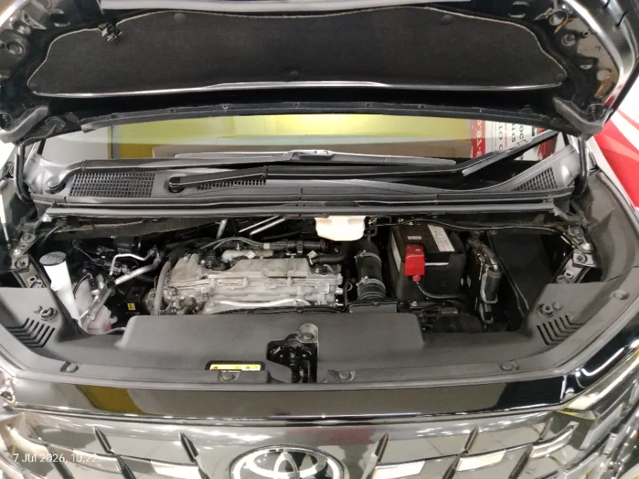Foto Mobil Bekas Mesin Toyota Alphard 2.5 G tahun 2024