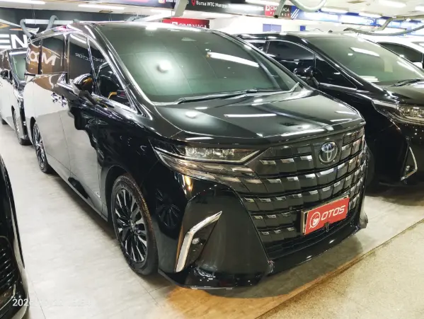2023 Toyota Alphard 2.5 HEV - Foto 1 dari 6