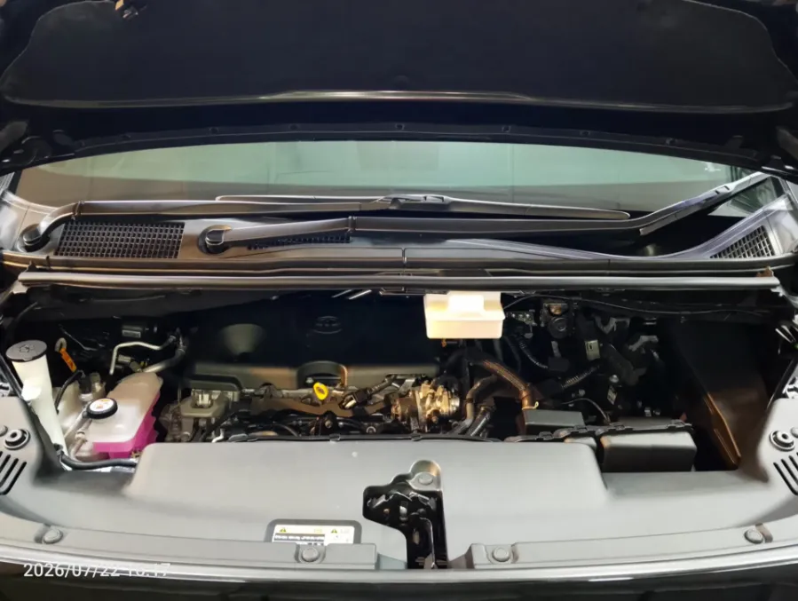 Foto Mobil Bekas Mesin Toyota Alphard 2.5 HEV tahun 2023
