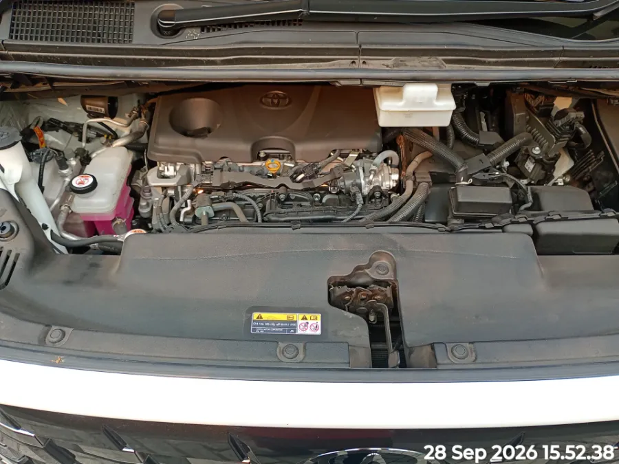 Foto Mobil Bekas Mesin Toyota Alphard 2.5 HEV tahun 2024