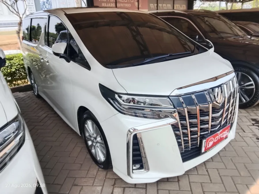 Foto Mobil Bekas Kanan Depan Toyota Alphard 2.5 SC tahun 2017