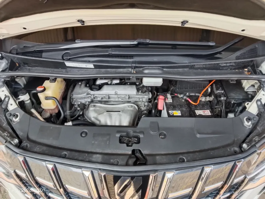Foto Mobil Bekas Mesin Toyota Alphard 2.5 SC tahun 2017
